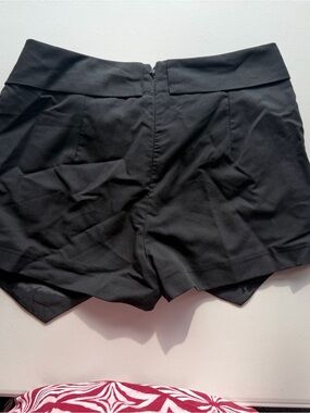 Women’s Black Skort Shorts - Sleek Everyday Style